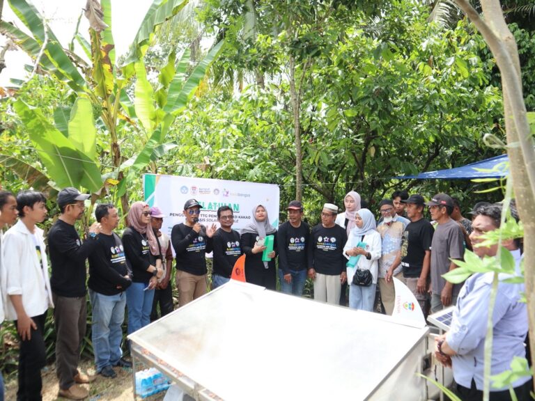 PROGRAM KOSABANGSA SEBAGAI SOLUSI BERKELANJUTAN UNTUK PENGOLAHAN KAKAO DI DESA TETE URI