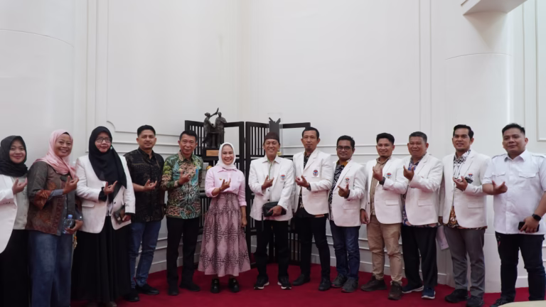 Sinergi UNANDA-Pemkot Palopo untuk Tri Dharma