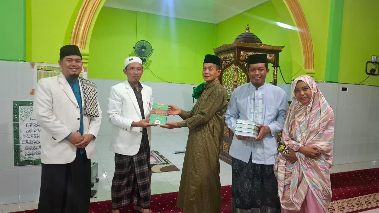 penyerahan bantuan Al-Qur’an
