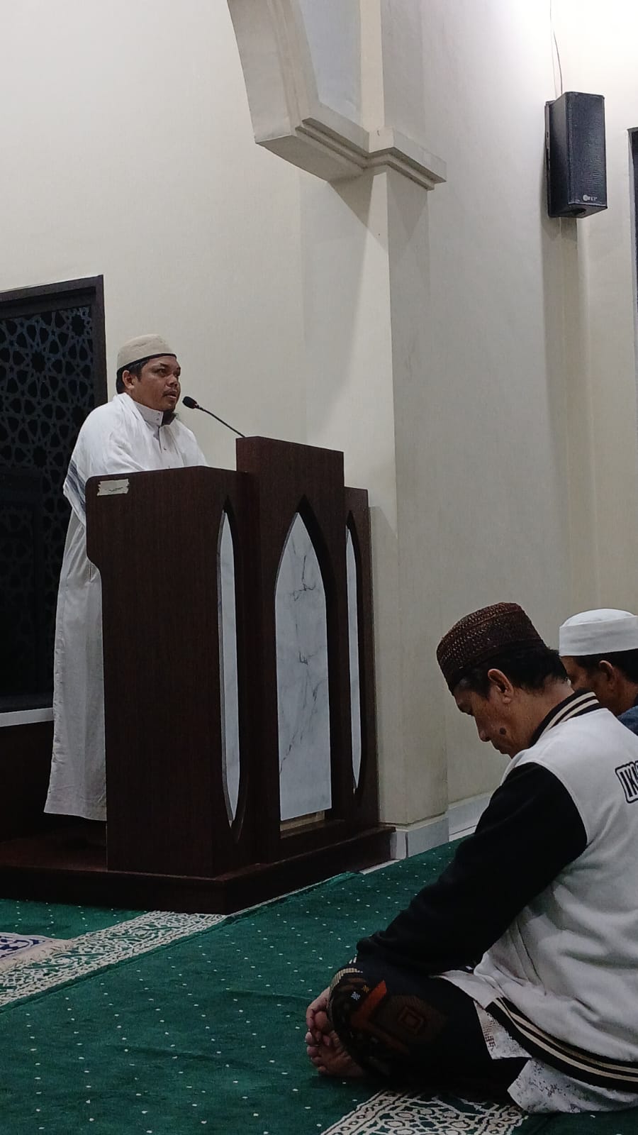 Ceramah Subuh di Masjid UNANDA Angkat Tema Bahaya Narkoba bagi Generasi Muda